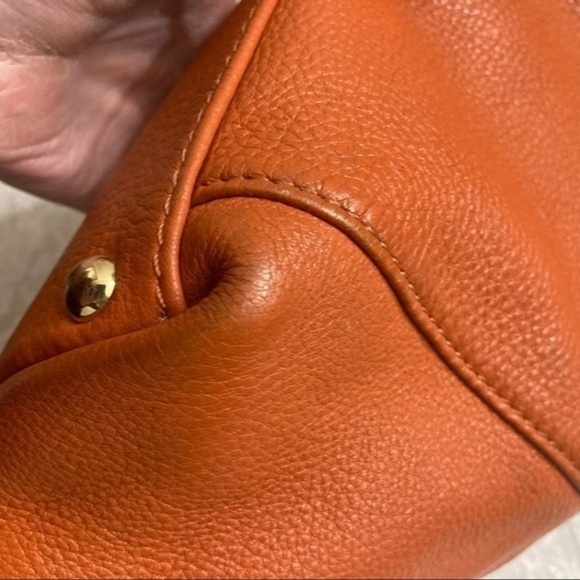 Michael kors authentic orange sienna leather tote bag - Picture 12 of 12